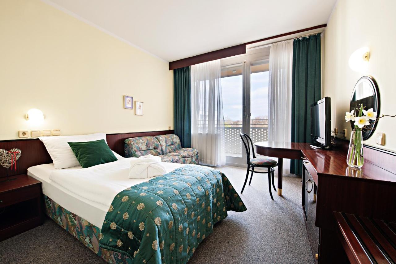 - Sava & Hotel Radenci